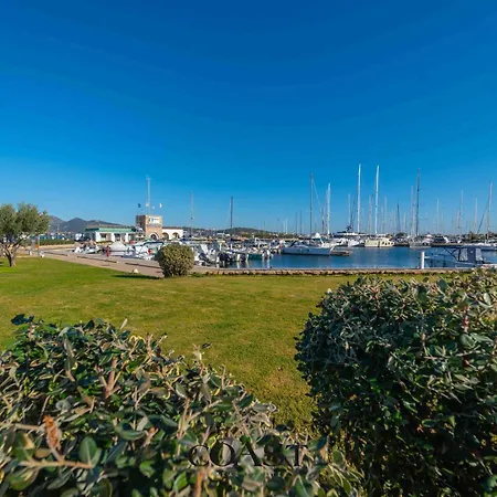 Marina - Vicino Mare & Apt, A/c E Wifi * Olbia