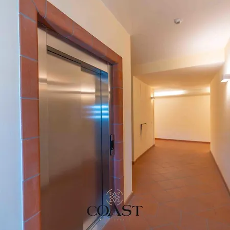 Marina Vicino Mare E Aeroporto Apartment *